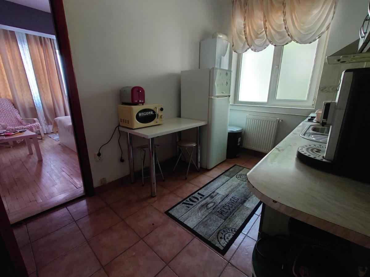 Andreea'S Apartments-Old Town بوخارست المظهر الخارجي الصورة