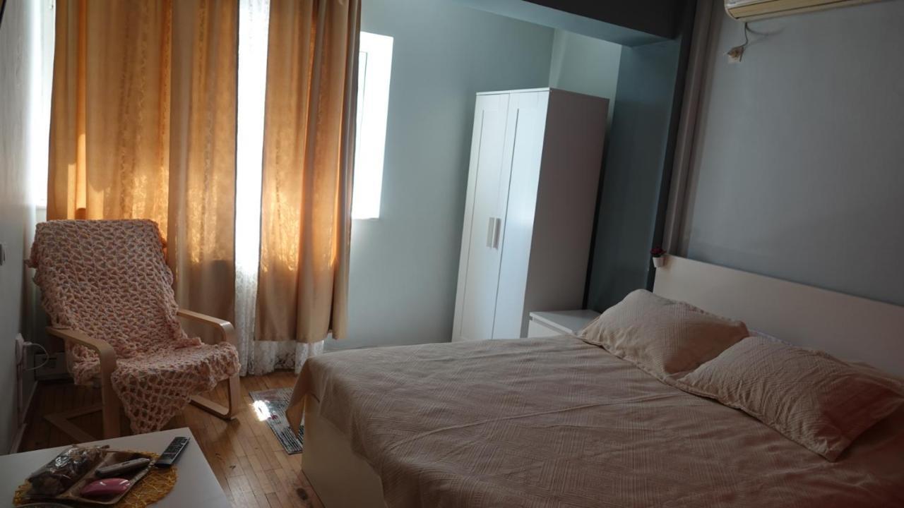 Andreea'S Apartments-Old Town بوخارست المظهر الخارجي الصورة