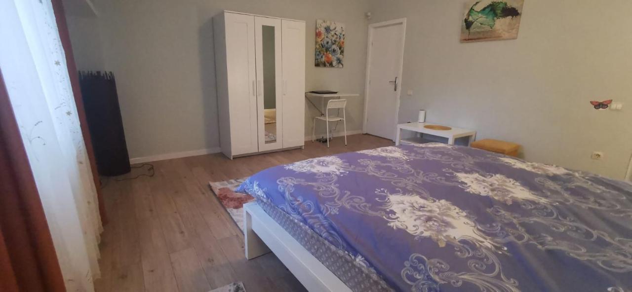 Andreea'S Apartments-Old Town بوخارست المظهر الخارجي الصورة