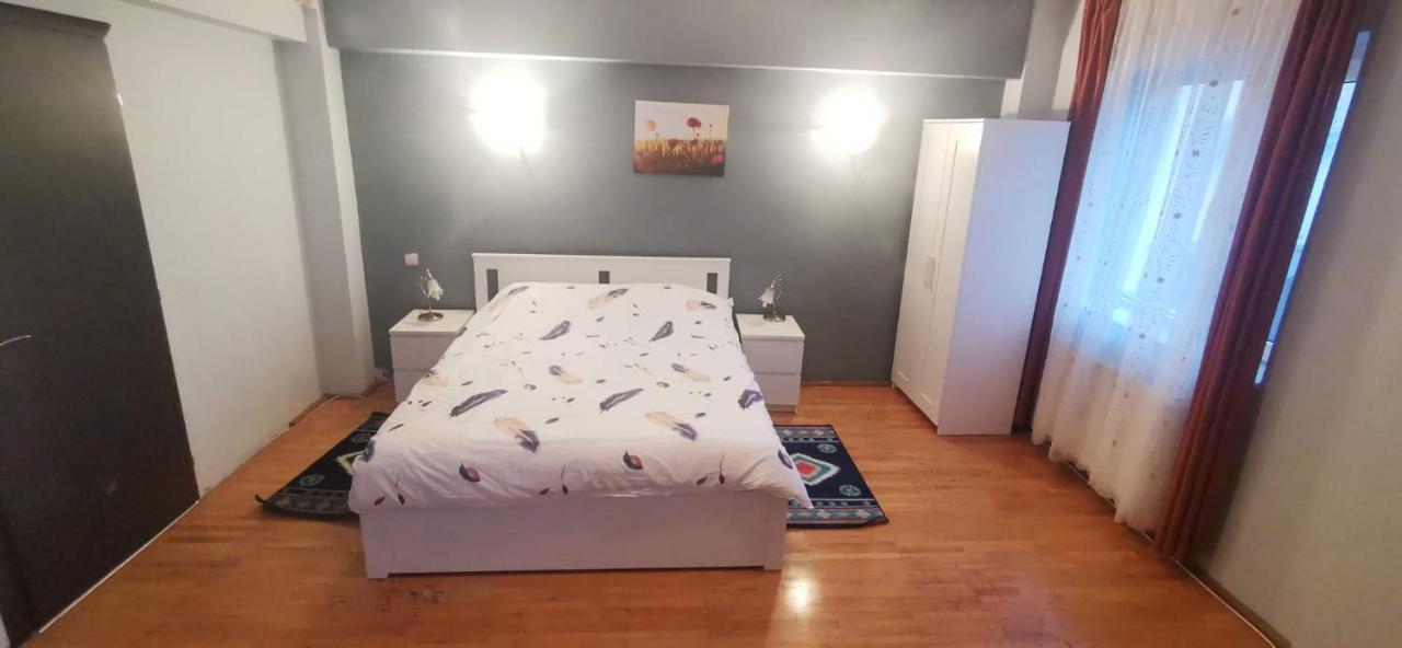 Andreea'S Apartments-Old Town بوخارست المظهر الخارجي الصورة